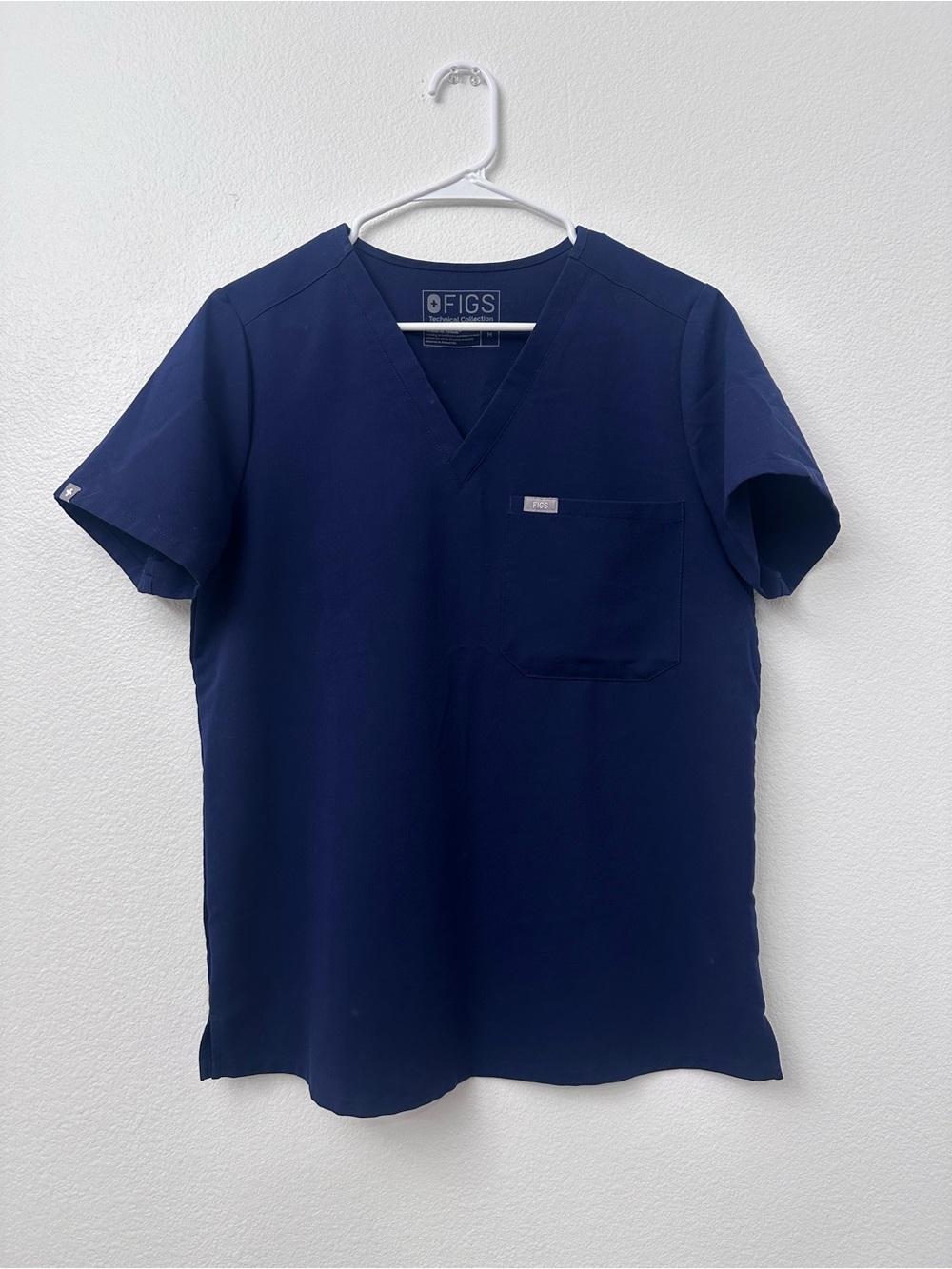 FIGS Women’s Catarina Navy Blue Top